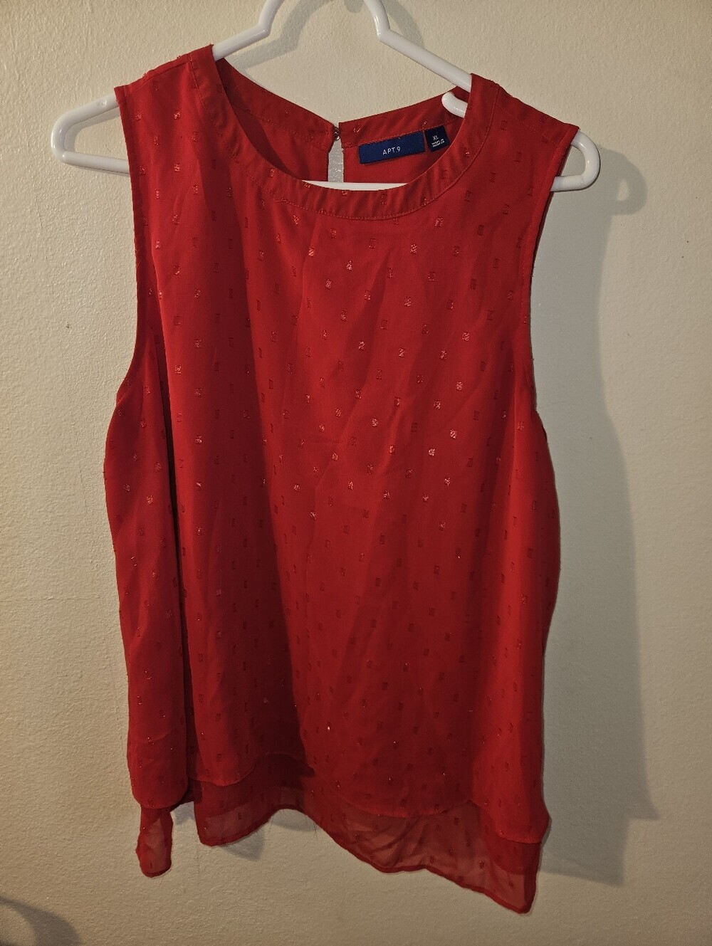 Apt. 9 Womans Red Sleeveless Blouse Size L